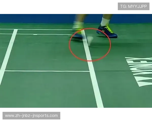 羽毛球如何打开